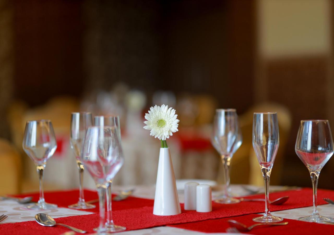 E Hotel Chennai Dış mekan fotoğraf