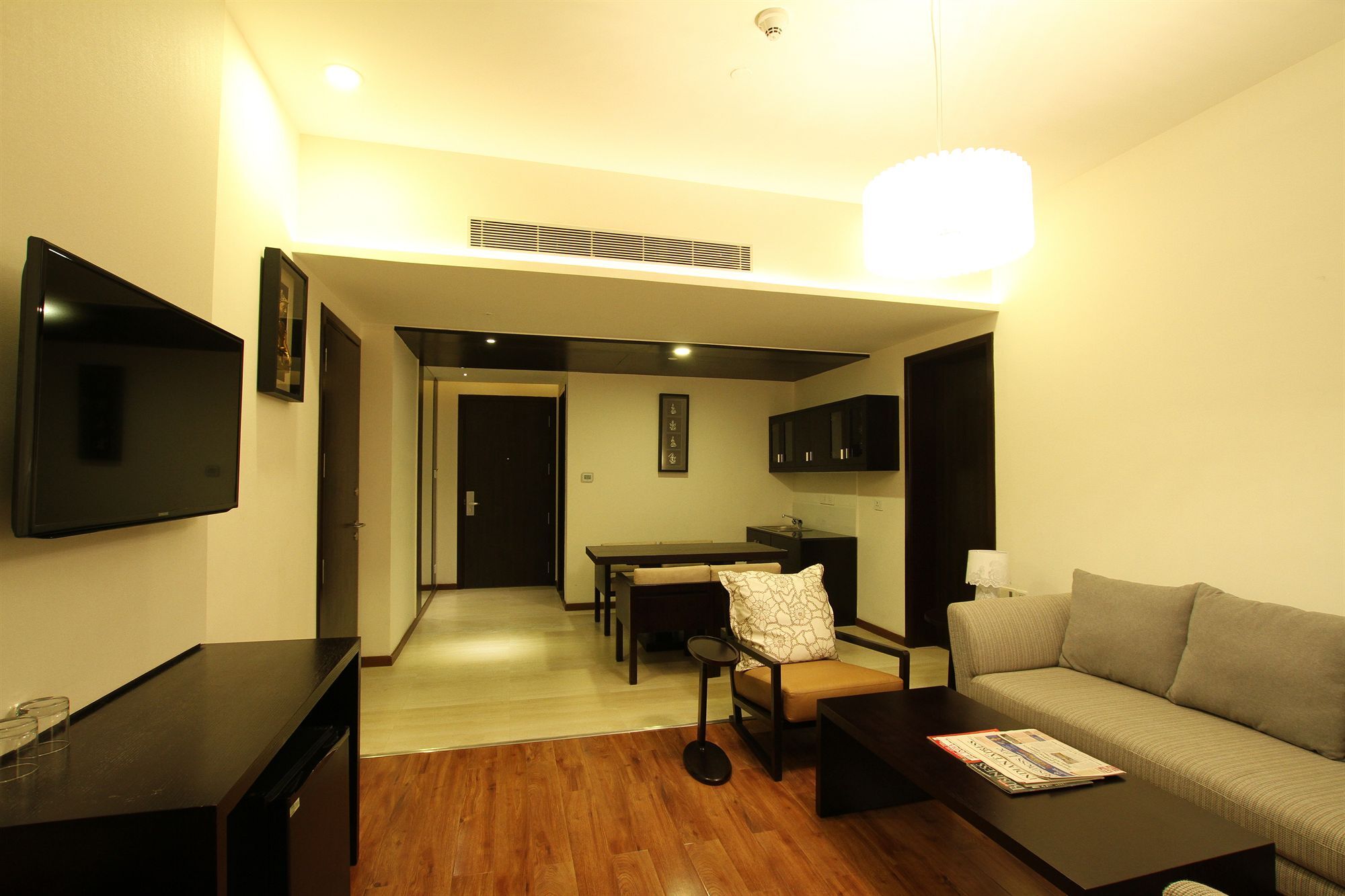 E Hotel Chennai Dış mekan fotoğraf